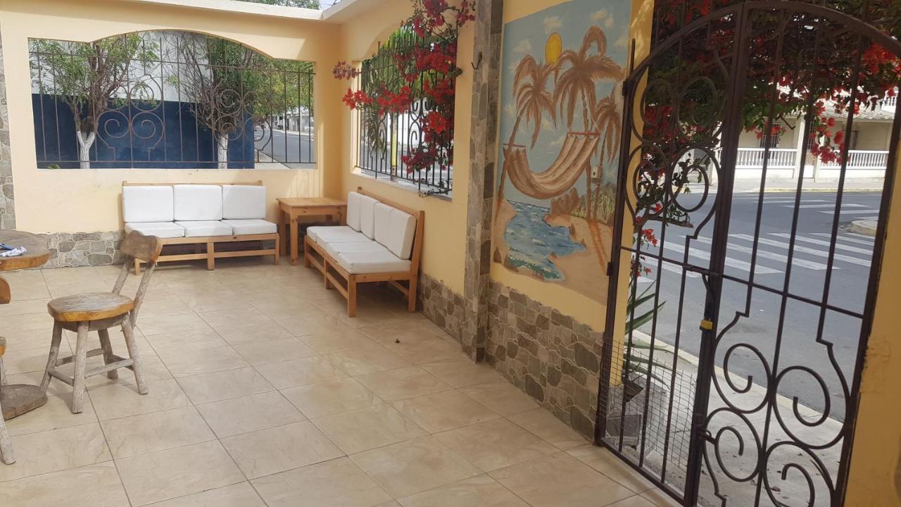 Chaqana Hostel Salinas  Extérieur photo